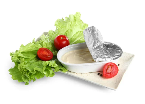 Plate Box Processed Cheese Lettuce Tomatoes Isolated White Background — Stock Photo, Image