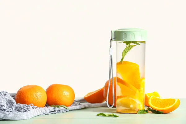 Sports Bottle Infused Water Orange Slices White Background — Stock Photo, Image