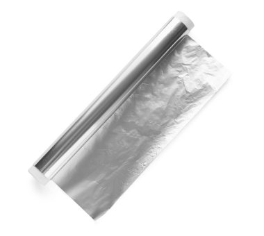 Alüminyum folyo rulosu beyaz arkaplanda izole edildi