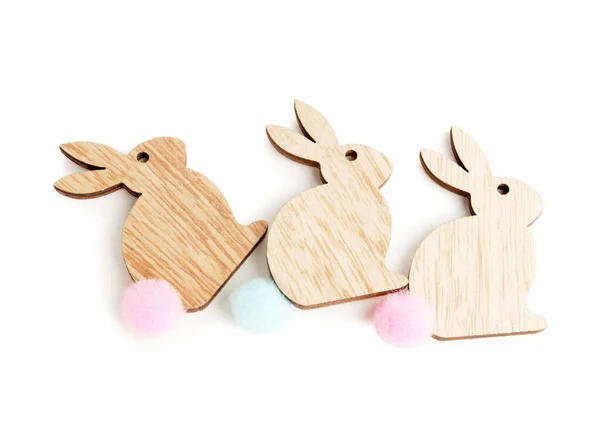 Trä Påsk Kaniner Vit Bakgrund — Stockfoto