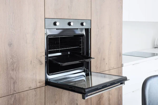 Furnitur Kayu Dengan Oven Terbuka Dapur — Stok Foto