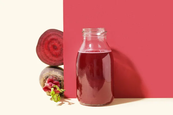 Bottle Healthy Beet Juice Colorful Background — Stock Photo, Image