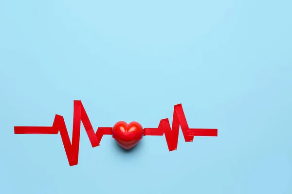 Szív Kardiogram Készült Ragasztószalag Kék Alapon — Stock Fotó