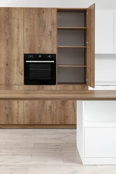 Interior Dari Dapur Modern Dengan Oven Dan Laci Built — Stok Foto