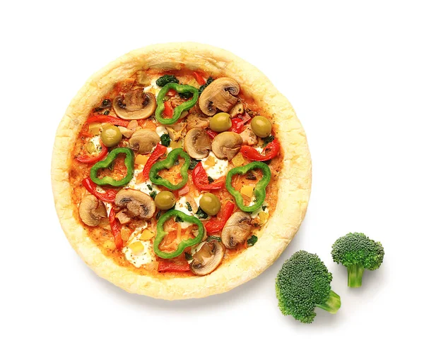 Plantaardige Pizza Met Broccoli Witte Achtergrond — Stockfoto