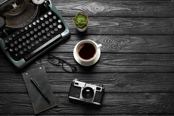 Vintage Typewriter Cup Coffee Camera Eyeglasses Black Wooden Background — Stock Photo, Image
