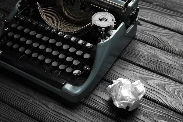 Vintage Typewriter Crumpled Paper Black Wooden Background — Stock Photo, Image