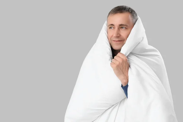 Mature Man Soft Blanket Grey Background — Stock Photo, Image