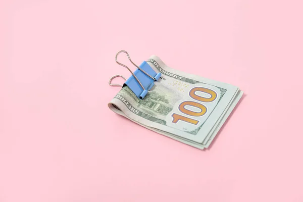 One Hundred Dollar Banknotes Binder Clip Pink Background — Stock Photo, Image