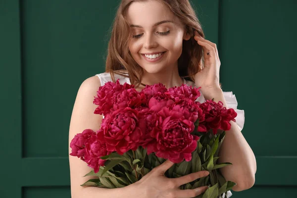 Beautiful Young Woman Bouquet Peony Flowers Green Background — Stock Photo, Image