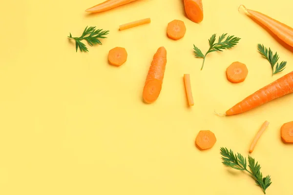 Fresh Carrots Slices Yellow Background — Stock Photo, Image