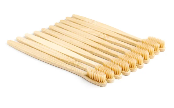 Wiele Bambusowych Szczoteczek Zębów Białym Tle — Zdjęcie stockowe
