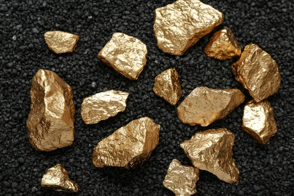 Złote Bryłki Węgla Kamiennego — Zdjęcie stockowe