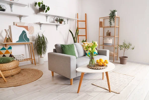 Interior Stylish Living Room Cozy Sofa Coffee Table — Stock Photo, Image