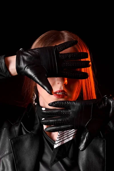 Beautiful Young Woman Leather Gloves Jacket Dark Background — Stock Photo, Image