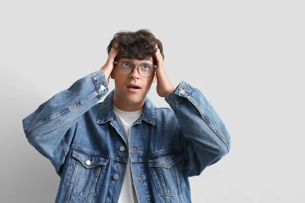 Surprised Young Man Stylish Eyeglasses Light Background — Stock Photo, Image