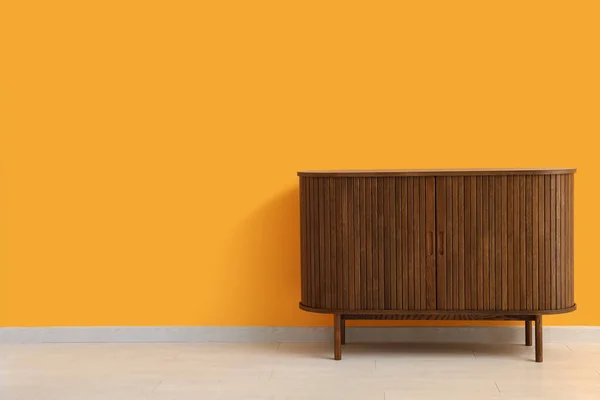 Stylish Wooden Chest Drawers Orange Wall Room — Stock Photo, Image