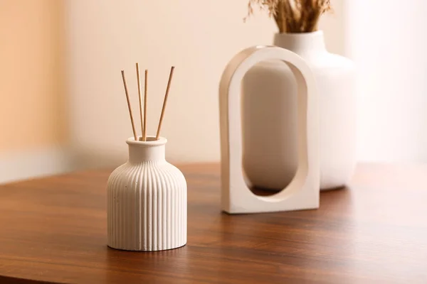 Bottle Reed Diffuser Decor Table Room Closeup — Stock Photo, Image