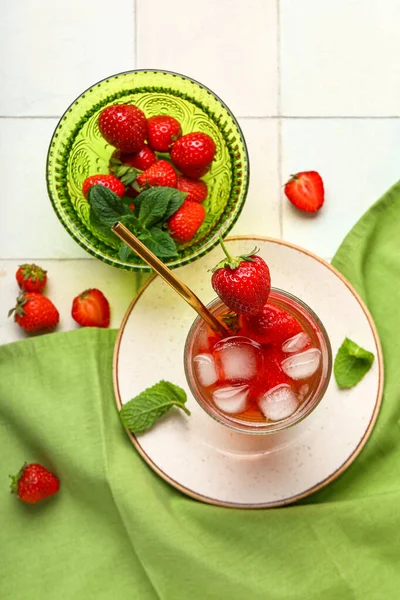Glass Infused Water Strawberry White Tile Background — Stock Photo, Image