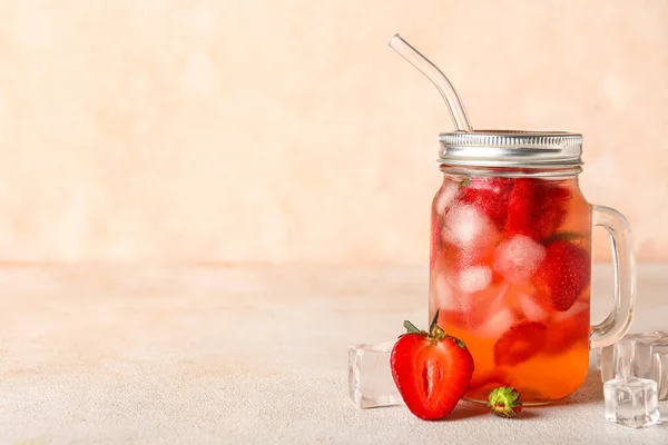 Mason Jar Infused Water Strawberry Table — Stock Photo, Image