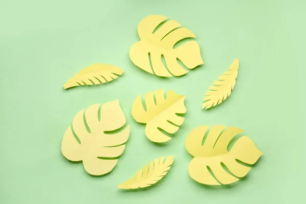 Yellow Paper Tropical Leaves Green Background — Stock Photo, Image