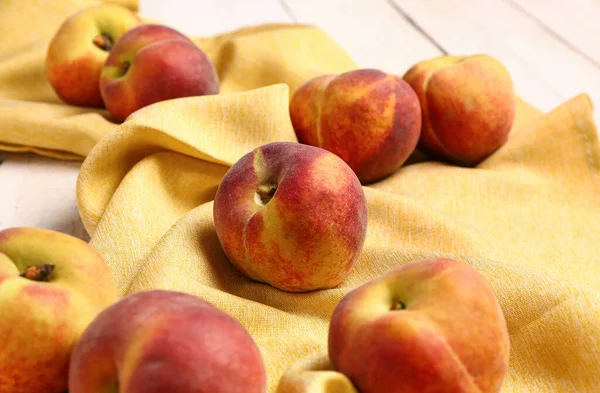 Sweet Peaches White Wooden Background — Stock Photo, Image