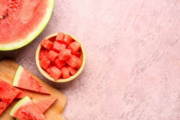 Board Bowl Pieces Fresh Watermelon Pink Background — Stock Photo, Image