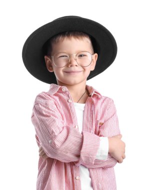 Beyaz arka planda şirin bir stilist.