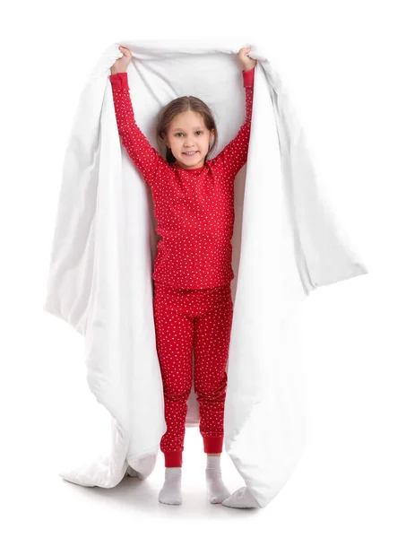Klein Meisje Pyjama Met Zachte Deken Witte Achtergrond — Stockfoto