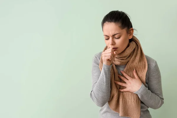 Ill Young Woman Coughing Green Background — Stock Photo, Image
