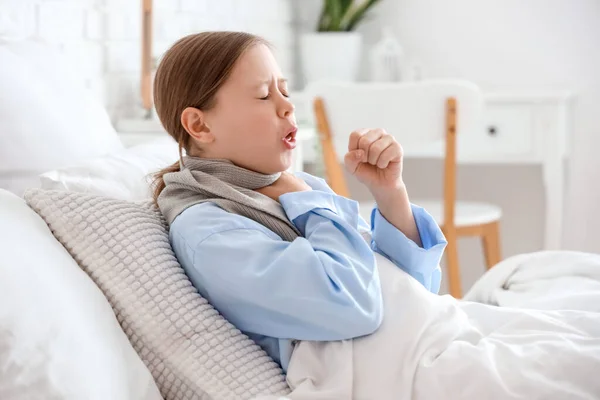 Ill Little Girl Coughing Bedroom — Stock Photo, Image