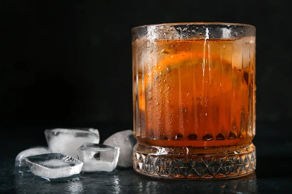 Glass Ice Tea Orange Black Background — Stock Photo, Image