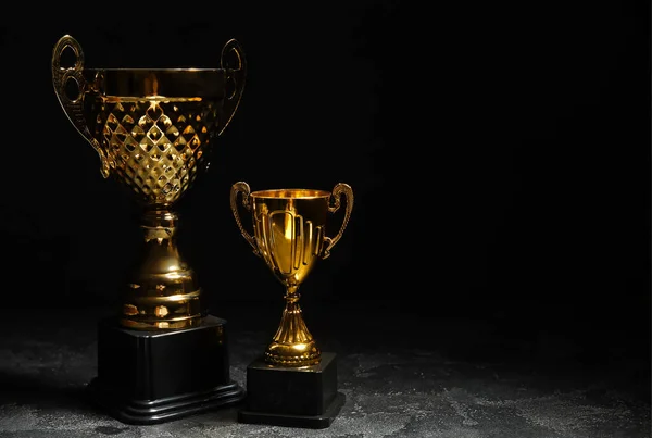 Gold Cups Dark Background — Stock Photo, Image