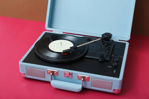 Record Player Vinyl Disk Table Brown Wall — Stock Photo, Image