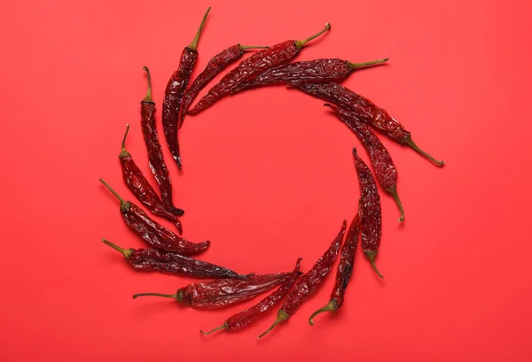 Frame Made Dry Chili Peppers Red Background — Stock Photo, Image