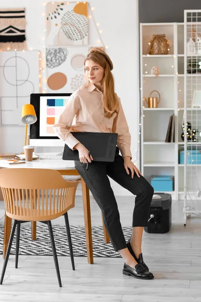 Female Graphic Designer Tablet Working Office — Stock Photo, Image