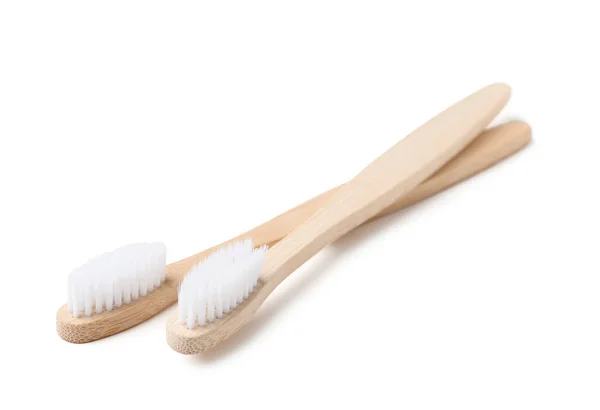 Escovas Dentes Bambu Fundo Branco — Fotografia de Stock