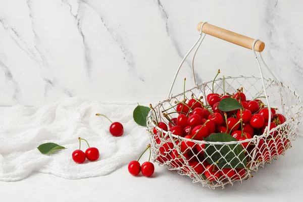 Basket Sweet Cherries White Background — Stock Photo, Image