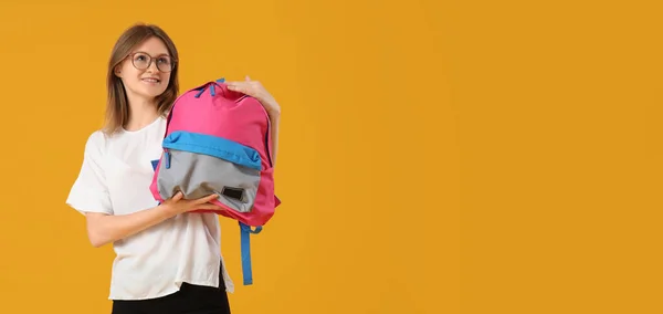 Teenage Girl School Backpack Yellow Background Space Text — Stock Photo, Image