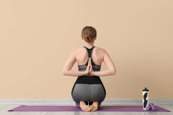 Sporty Young Woman Doing Yoga Indoors — Stock Photo, Image