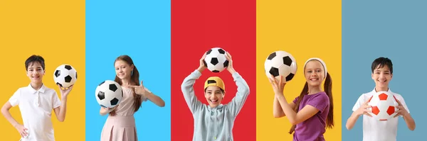 带着彩色足球的一组孩子 — 图库照片