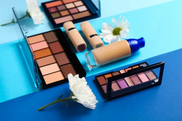 Eyeshadows Lipsticks Makeup Foundation Flowers Color Background Closeup — Stock Photo, Image