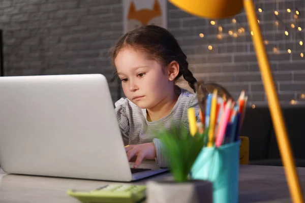 Little Girl Laptop Doing Lessons Home Late Evening — Stock Photo, Image