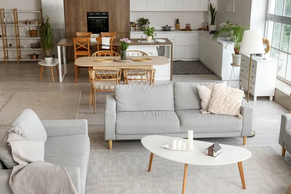 Interior Light Open Plan Kitchen Grey Sofas Coffee Table — Stock Photo, Image