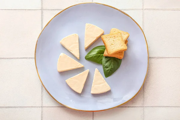 Plate Triangles Tasty Processed Cheese Basil Leaves Croutons Light Tile — Stock Photo, Image