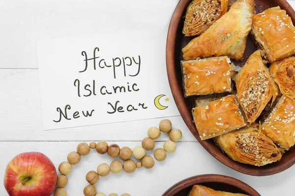 Card Text Happy Islamic New Year Dulciuri Tasbih Fundal Din — Fotografie, imagine de stoc