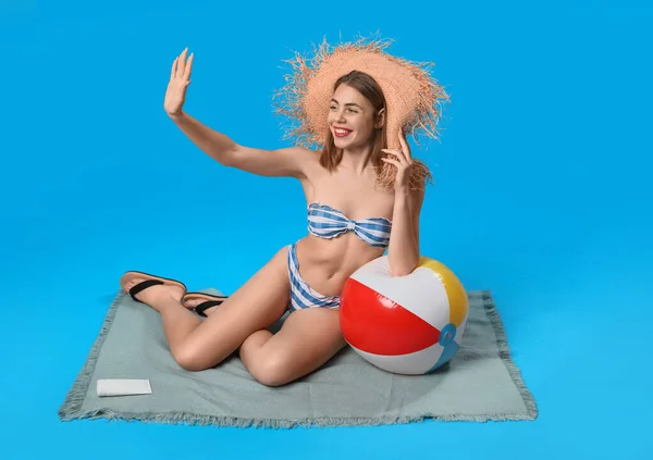 Young Woman Swimsuit Beach Ball Waving Hand Blue Background — Stock Photo, Image