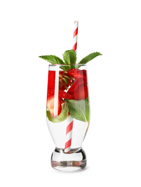 Glas Wasser Mit Erdbeere Und Minze Auf Weißem Hintergrund — Stockfoto
