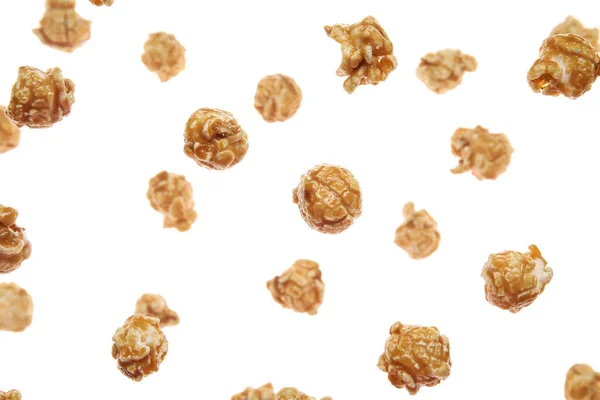 Vliegende Lekkere Karamel Popcorn Witte Achtergrond — Stockfoto