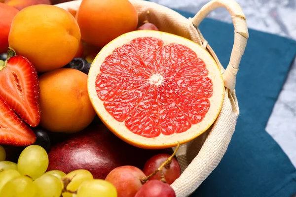 Wicker Basket Different Fresh Fruits Closeup — Stock Photo, Image